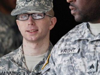 Bradley Manning candidato al Nobel per la Pace - manning nobelBASE - Gay.it Archivio