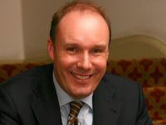 GB: politico si dimette per scandalo omosex - mark oaten - Gay.it Archivio