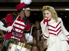 Madonna girerà il prossimo video a Roma. Arriva la conferma - mdnaviaBASE 1 - Gay.it Archivio