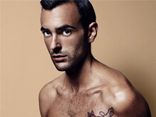 Mengoni: io gay? "Nun lo dirò mai" - mengoniancoragayBASE - Gay.it Archivio