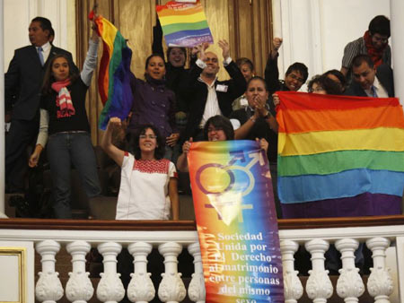 E anche il Messico dice sì al matrimonio per tutti - messico costituzionaleBASE - Gay.it Archivio