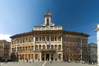 Tutto pronto per il Micro Pride a Montecitorio - micropridemontecitorio - Gay.it Archivio