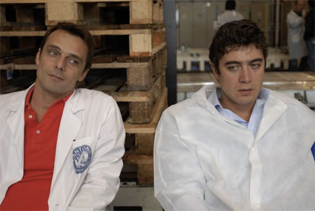 Uno Scamarcio gay e iniziazioni neonaziste a Berlino - minevagantiF2 - Gay.it Archivio