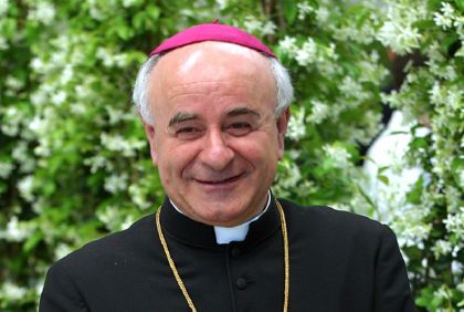 Monsignor Paglia: "La famiglia è tra uomo e donna. No a nuova Babele" - mons paglia2 - Gay.it Archivio