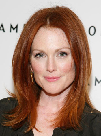 Julianne Moore: "Frase idiota, arcaica e imbarazzante" - mooreberlusconiF12 - Gay.it Archivio