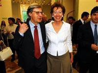 Teatro gay? La Moratti licenzia Sgarbi - morattisgarbi2 - Gay.it Archivio