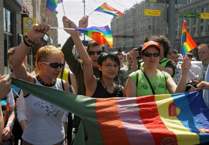 Mosca vieta ancora il Gay Pride. "Manifesteremo ugualmente" - mosca14 - Gay.it Archivio