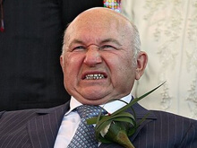 L'inesauribile omofobia di Luzhkov: "Respingiamo le checche" - mosca omofobaBASE - Gay.it Archivio