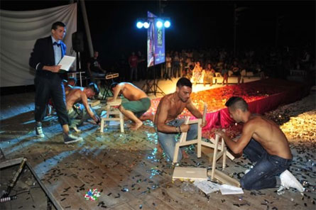 Mister Gay Italia sbarca in Calabria: venerdì all'Arribba - mr gay rc promoF1 - Gay.it Archivio