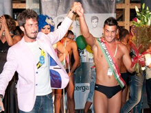 Iniziano da Torino le selezioni di Mister Gay Italia 2012 - mrgay12BASE - Gay.it Archivio