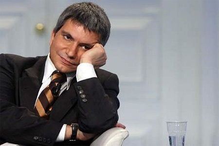 Vendola si candida: "L'Italia pronta ad un premier gay" - nichi presidenteF1 - Gay.it Archivio