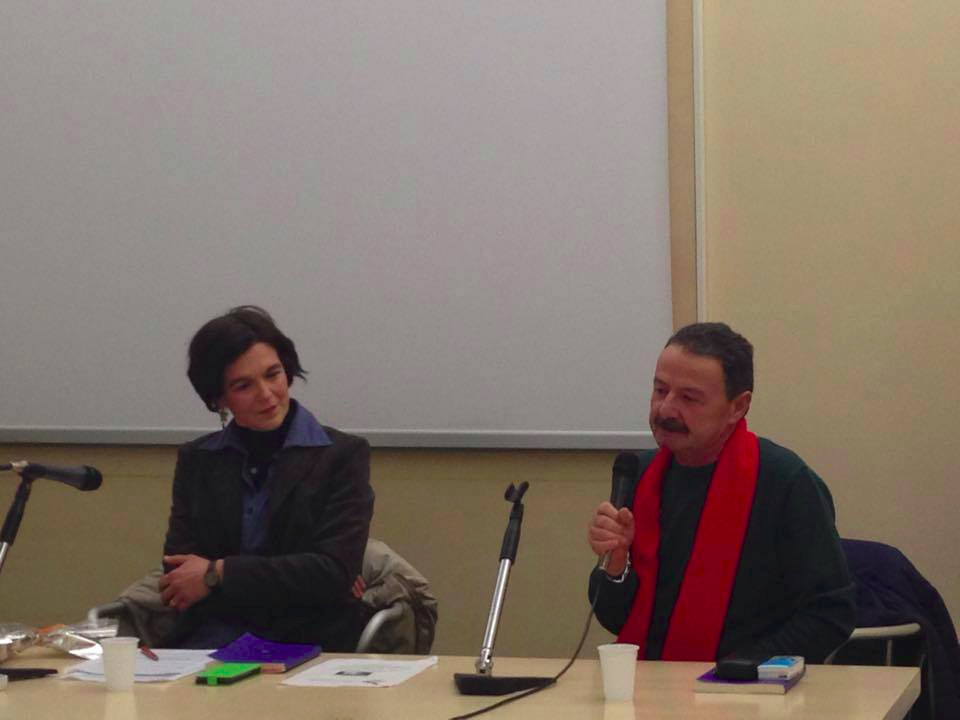Nicola d'Ippolito durante la presentazione del suo ultimo libro