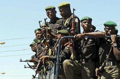 L'Italia lo vuole cacciare. Ma in Nigeria rischia la morte - nigeriaF3 - Gay.it Archivio