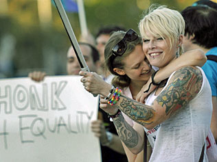 Matrimoni religiosi in Danimarca dal 15 giugno - nozze danimarca olandaF1 - Gay.it Archivio