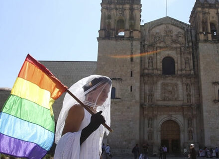 Prime nozze gay a Oaxaca dopo la sentenza della Corte Suprema - nozze oaxacaBASE 1 - Gay.it Archivio