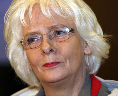 Islanda: la prima a sposare la compagna e la Premier Johanna - nozze premier islandaF2 - Gay.it Archivio
