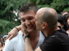 Bologna: unioni gay simboliche per parlare di diritti civili - nozzegaybolognaBASE - Gay.it Archivio