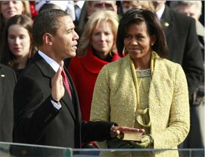 It's Obama day. Hallelujah! - obamagiuraF2 - Gay.it Archivio