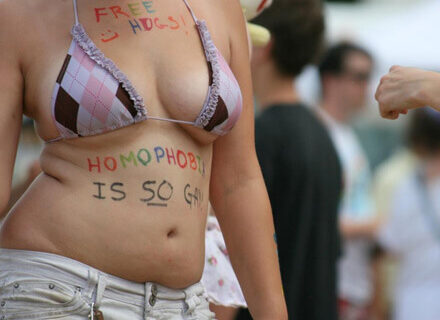 L'Associated Press vieta ai reporter di usare "omofobia" - omofobia apBASE - Gay.it Archivio