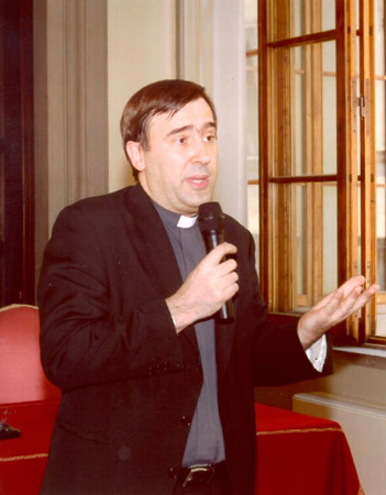 Orge e corruzione nelle curie toscane - orgecuriatoscF1 - Gay.it Archivio