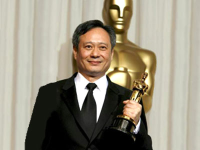 Ang Lee presiederà la 66esima Mostra del Cinema di Venezia - oscar2006 ang lee1 - Gay.it Archivio