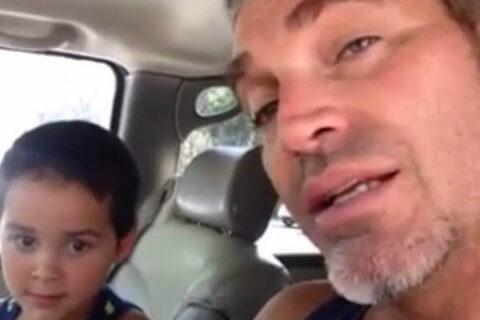 Il figlio vuole una bambola, la risposta del padre è favolosa - VIDEO - padre bambola figlio - Gay.it Archivio