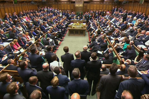 Orge gay, alcol e molestie sessuali: bufera a Westminster - parlamento inglese 1 - Gay.it Archivio