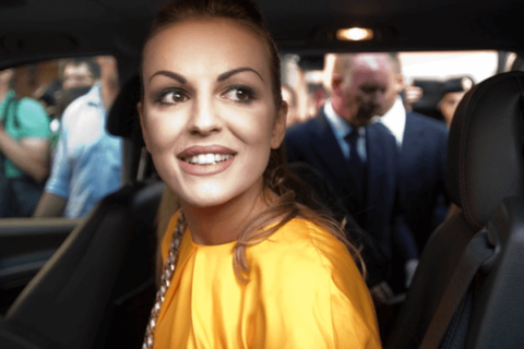 Francesca Pascale si tessera ad Arcigay Napoli - pascale arcigay 1 - Gay.it Archivio
