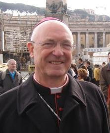 Omosessualità e fede: Arcigay Pavia incontra il Vescovo - pavia vescovoF2 - Gay.it Archivio