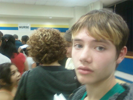 Usa: un altro adolescente gay si toglie la vita - phillip parkerF1 - Gay.it Archivio