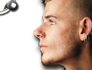 IL PIACERE DI ESSERE PERFORATI - piercingBASE - Gay.it Archivio