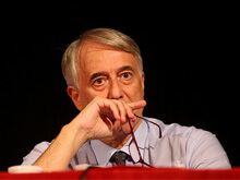 Pisapia non firma le unioni gay? - pisapiaBASE2 - Gay.it Archivio