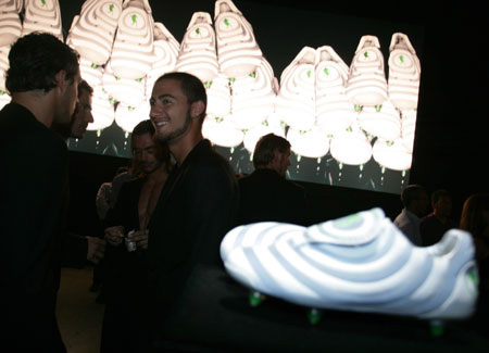 L'uomo Pitti: il benessere passa anche dall'abbigliamento - pitti uomoF4 - Gay.it Archivio