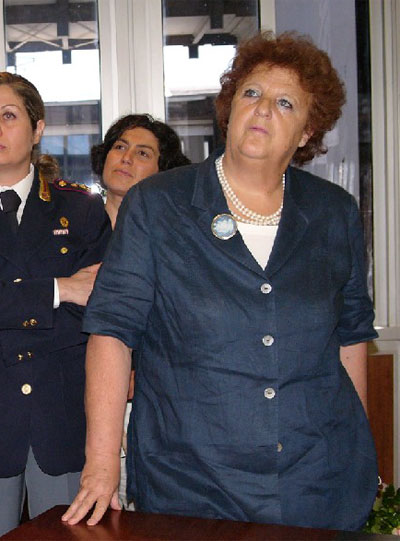 Pride Genova: Il Prefetto vuole già vietarlo - prefettogenovaF1 - Gay.it Archivio