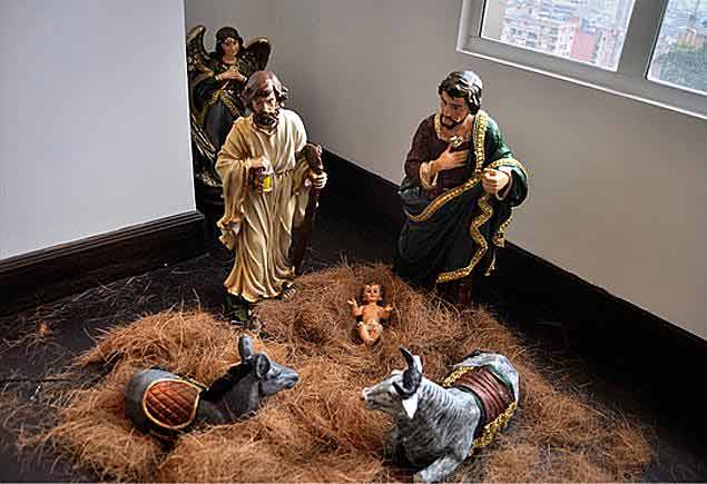Coppia colombiana nell'occhio del ciclone per il presepe gay - presepe gayF1 - Gay.it Archivio