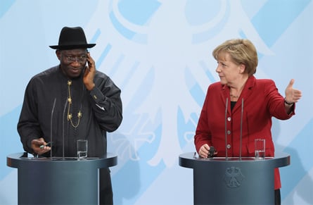 Jonathan Googdluck con Angela Merkel