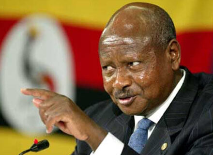 Il presidente ugandese non firma la legge: niente prigione per i gay - presidente uganda 2 - Gay.it Archivio