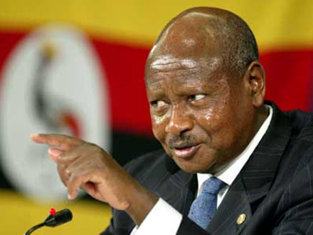 L'Uganda approva la legge anti-gay: ergastolo per gli omosessuali - presidente uganda - Gay.it Archivio