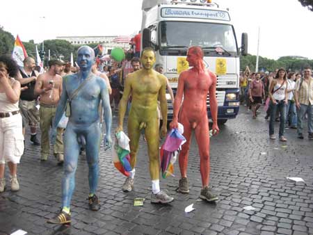 UN CORTEO 'NORMALE' - pride16062007 F1 - Gay.it Archivio