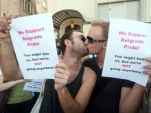 Il Pride di Belgrado si farà, al chiuso - pride belgrado chiusoBASE - Gay.it Archivio