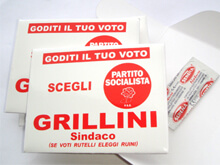 Grillini a Roma distribuirà centomila profilattici - profgrilloBASE - Gay.it Archivio