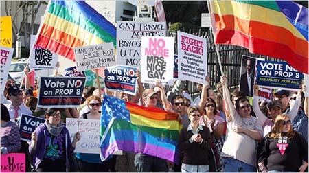 La Corte federale sentenzia: la Pro8 è incostituzionale - prop8 incostituzionale F2 - Gay.it Archivio