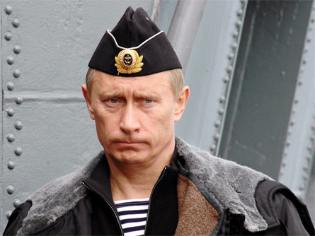 Putin: "Gay benvenuti in Russia ma lascino stare i bambini" - putin vs ue2 - Gay.it Archivio