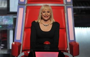 Raffaella Carrà: "Piaccio ai gay perché ho fantasia" - raffa iconaF3 - Gay.it Archivio