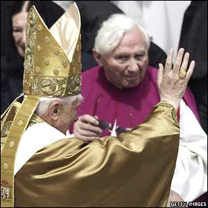 Pedofilia, lo scandalo travolge i Ratzinger - ratisbona abusiF2 - Gay.it Archivio