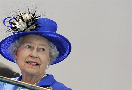 Per la prima volta la Regina a favore dei diritti lgbt, ma non è vero - regina diritti gayF1 - Gay.it Archivio