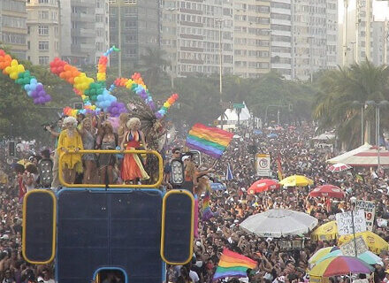 Quasi un milione in marcia per il Pride di Rio - riopride2012BASE - Gay.it Archivio