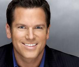 TV: giornalista della CNN parla degli abusi di un prete - roberts.thomas - Gay.it Archivio