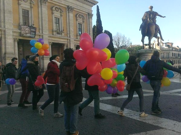 Giornata storica: Roma approva il Registro delle Unioni Civili - roma registro approvato - Gay.it Archivio