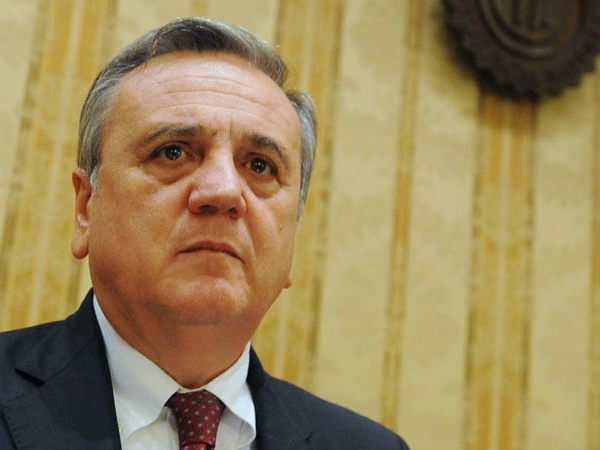 Unioni civili: il fronte del no si compatta e annuncia mobilitazioni - sacconi - Gay.it Archivio